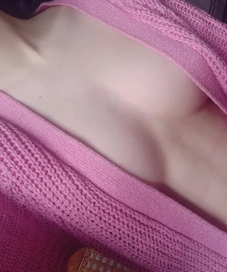 Kathrin, 33