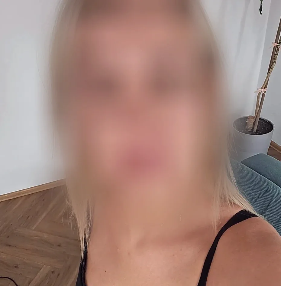 Martina, 26